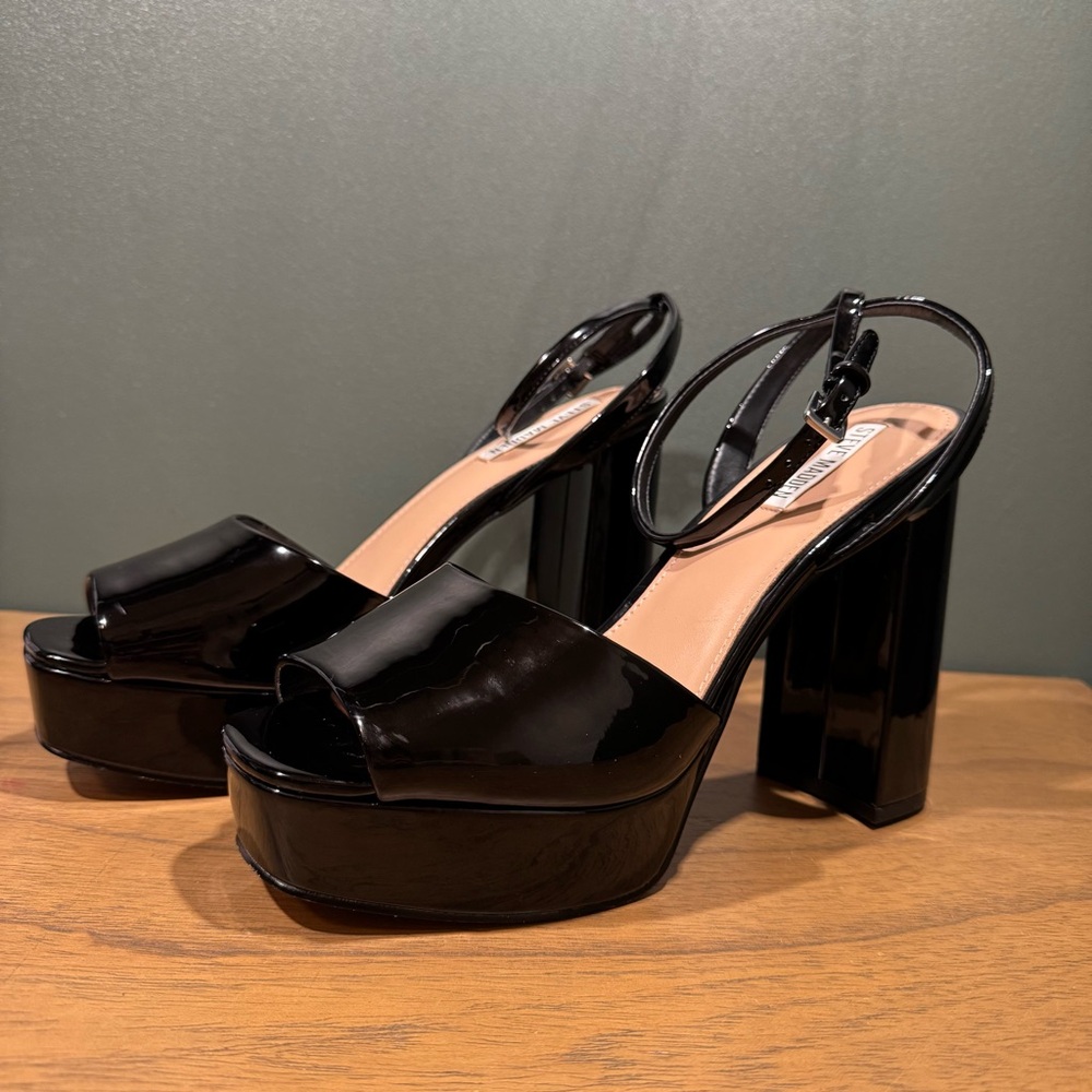 Steve Madden LOURDES BLACK PATENT Chunky Platform Heels Women’s Size 9.5